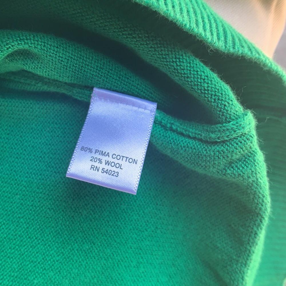 Men’s V-Neck argyle green sweater - Picture 3 of 8
